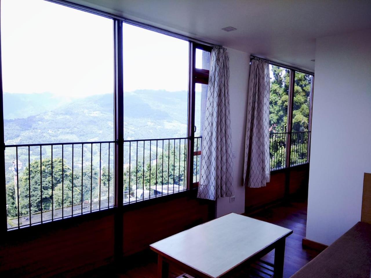 Hotel Ninamma Gangtok Bagian luar foto